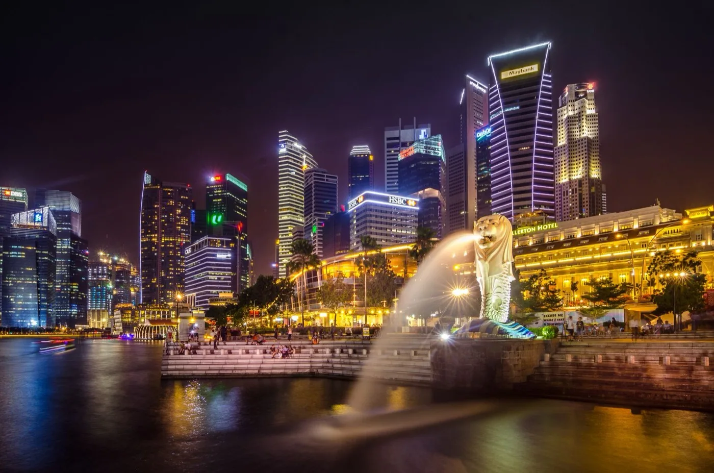 Singapore skyline and Merlion at night